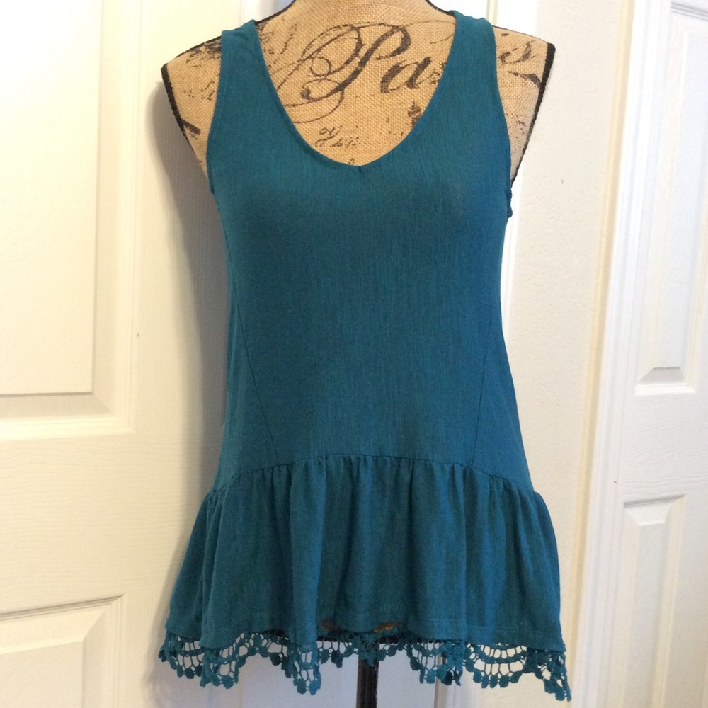 Wallflower teal lace ruffle peplum tank sleeveless v-neck Boho Summer top S
